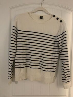 Helly Hansen sweater